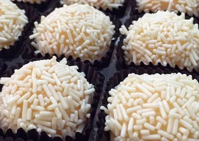 Brigadeiro de chocolate branco