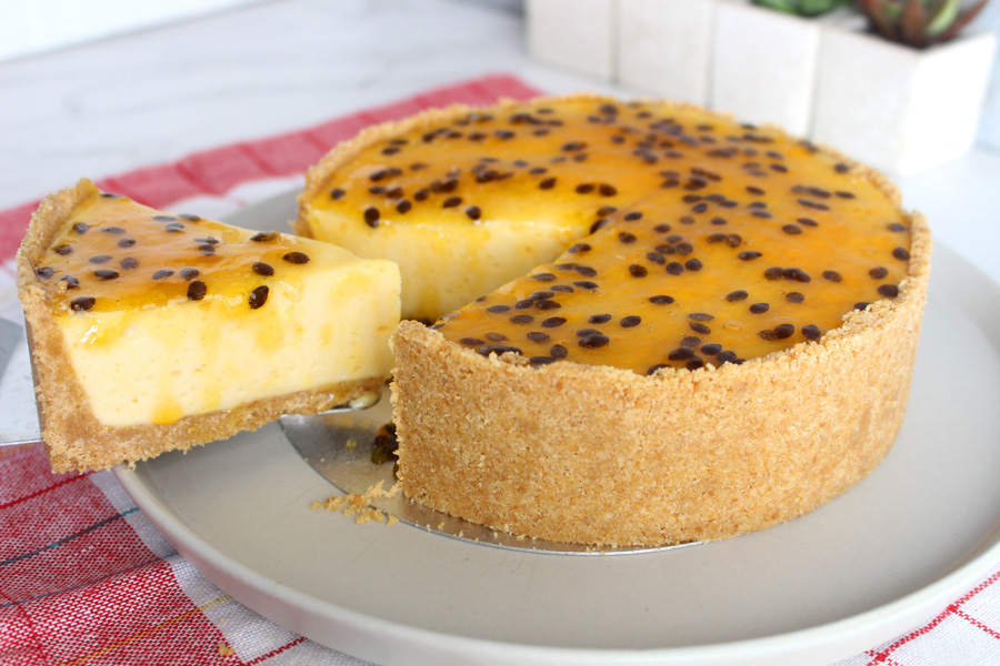 Torta de Maracujá com massa de biscoito