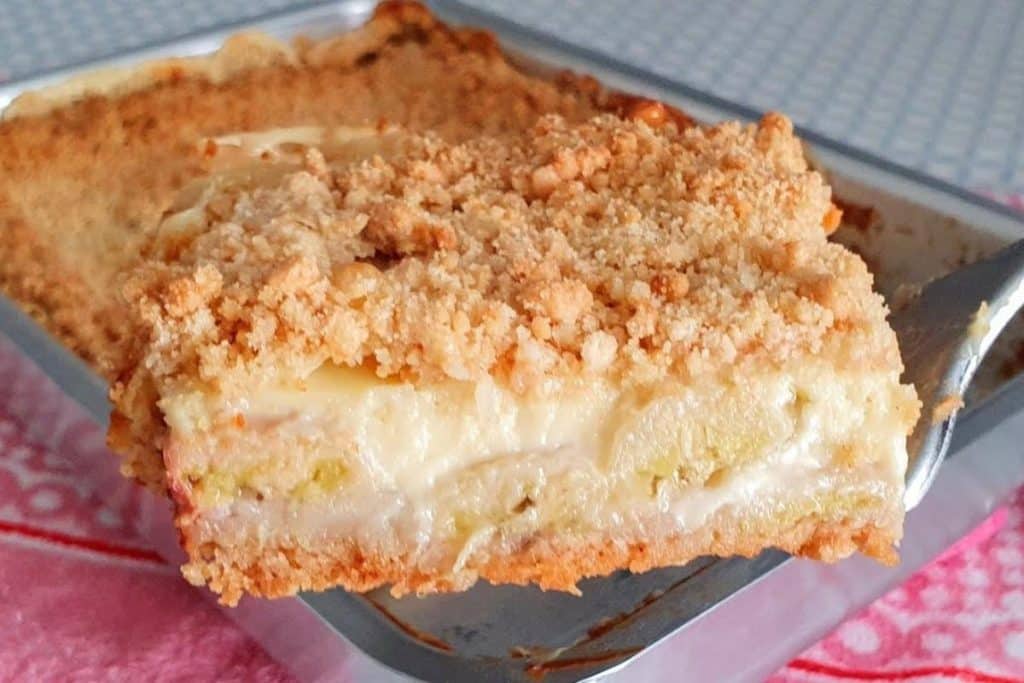 Torta de Banana com farofa