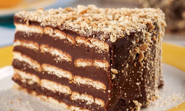 pedaço de torta de biscoito com chocolate